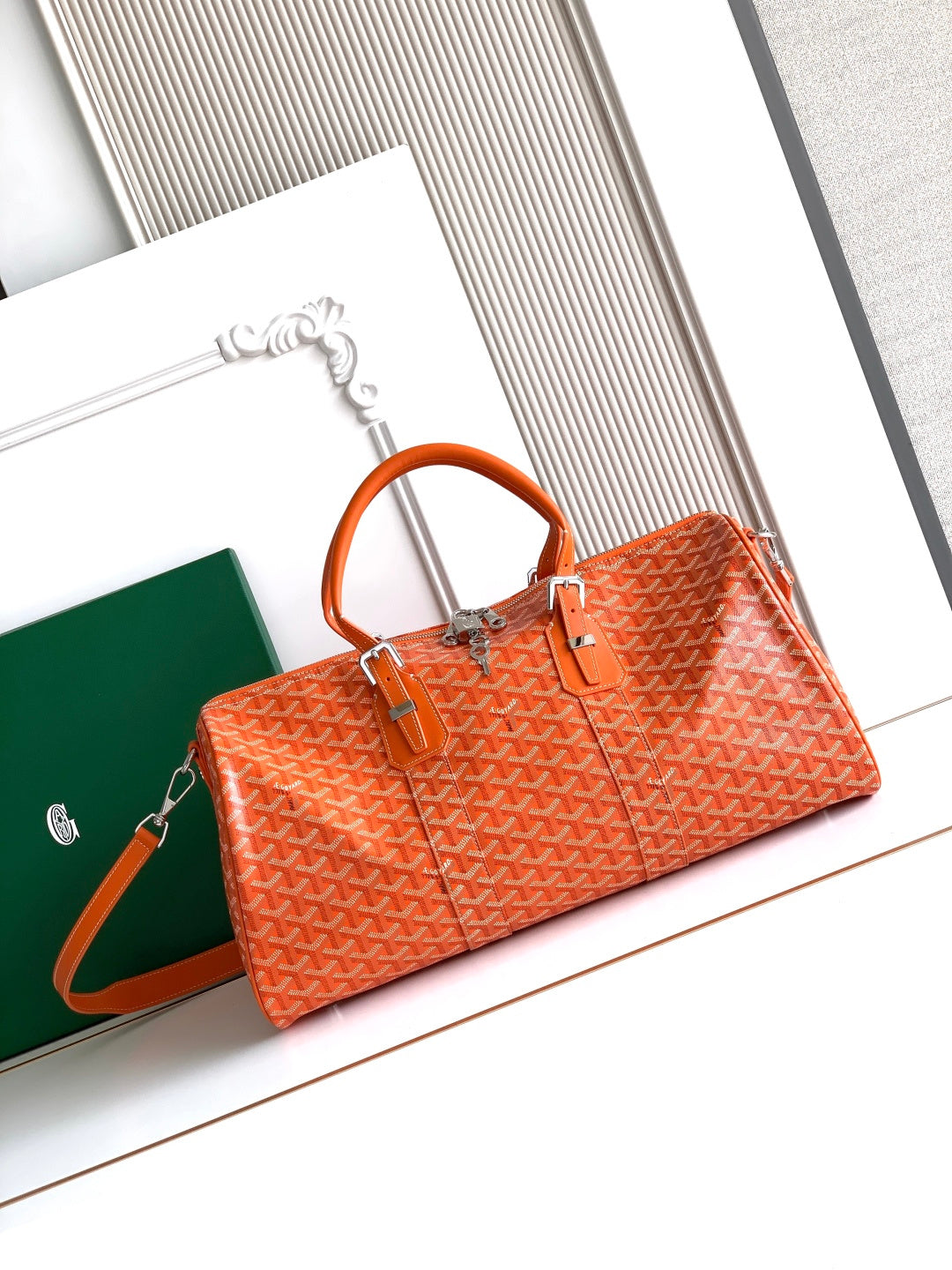 BAG #3816