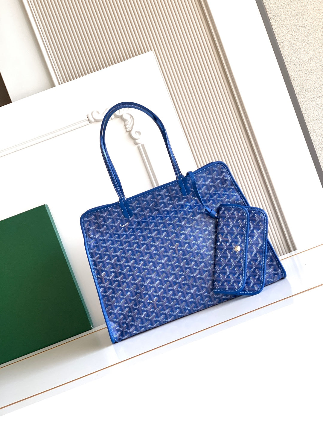 BAG #3987