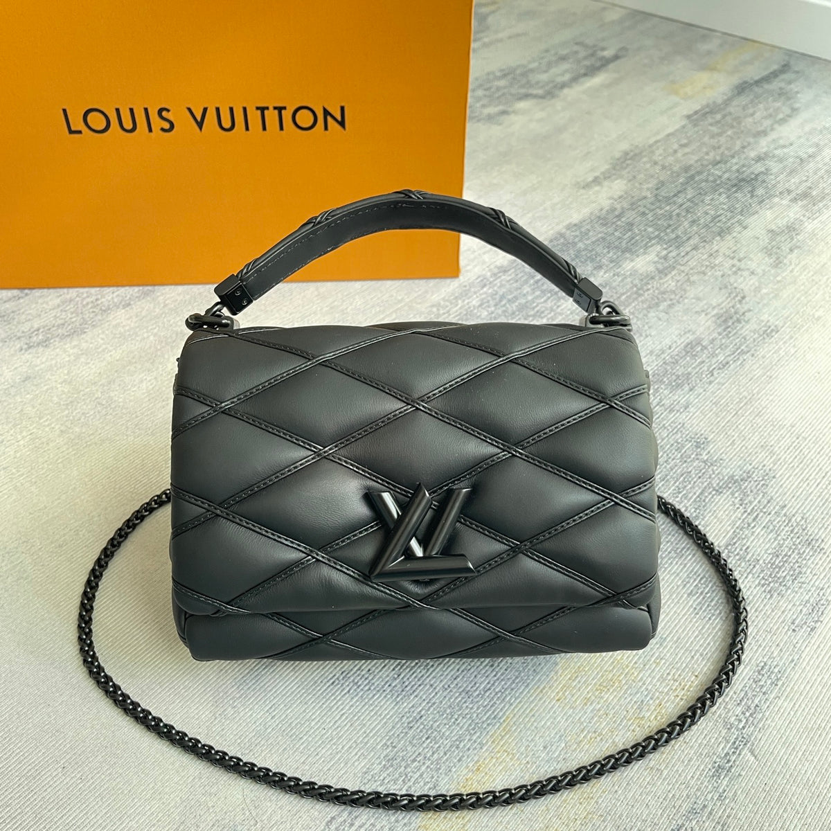 BAG #4044
