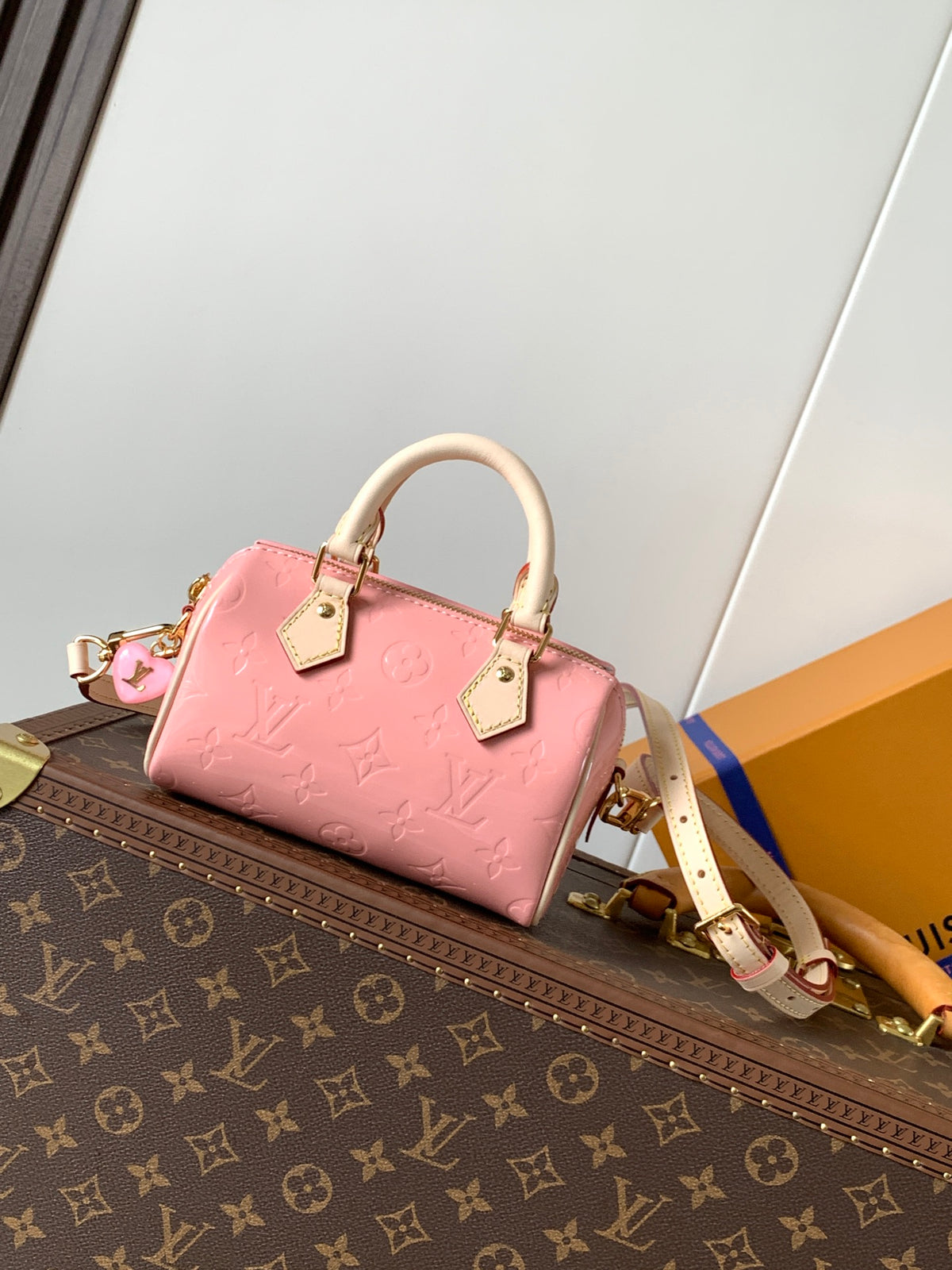 BAG #4086
