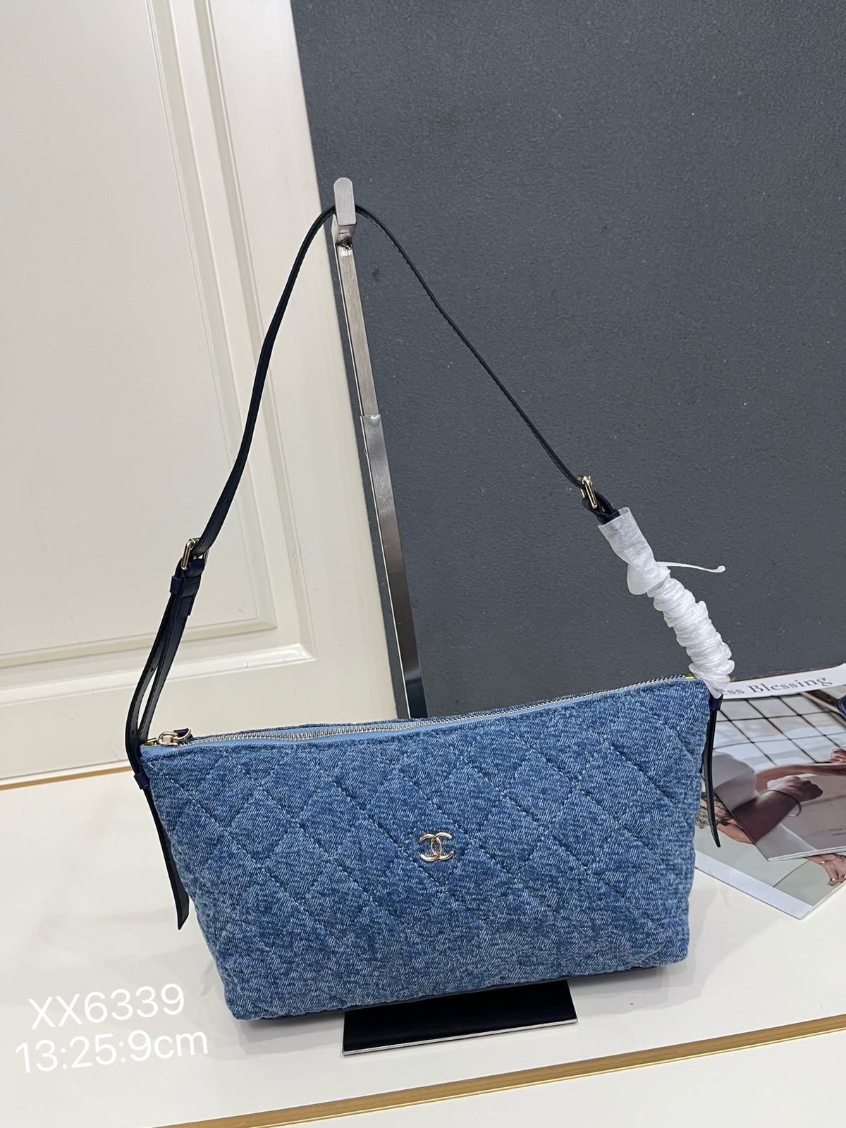 BAG #4702