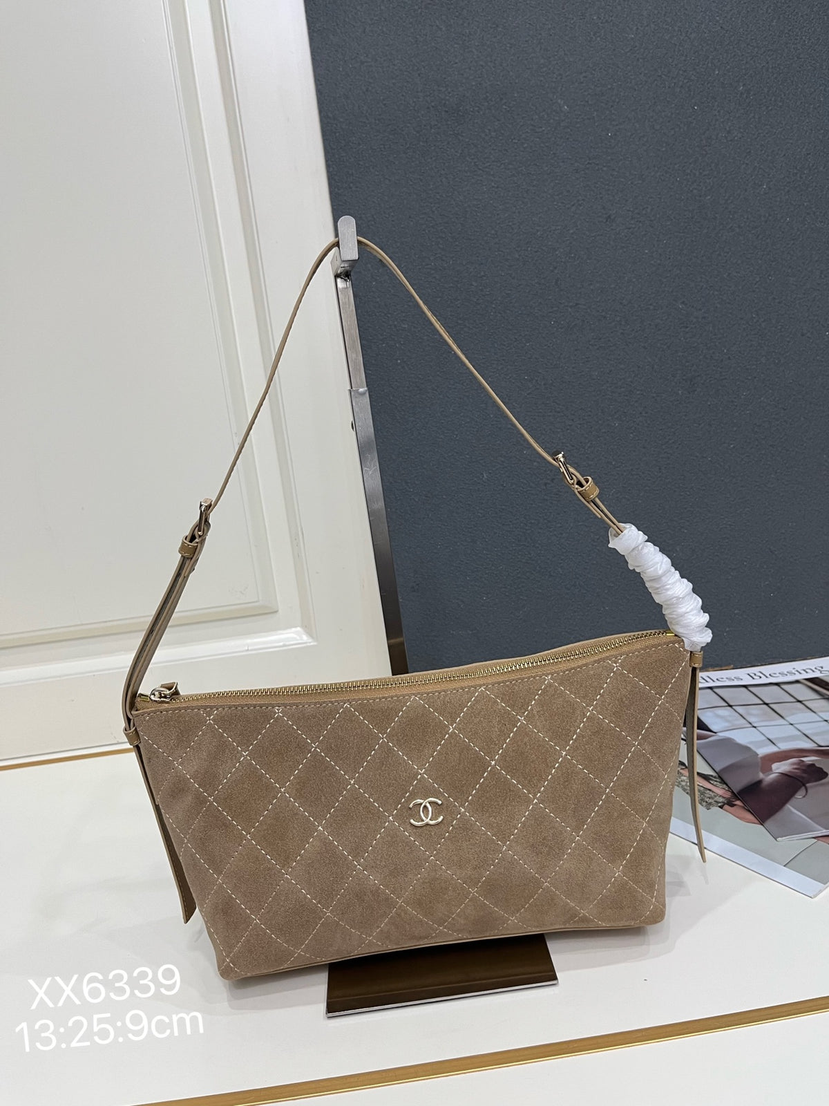 BAG #4703