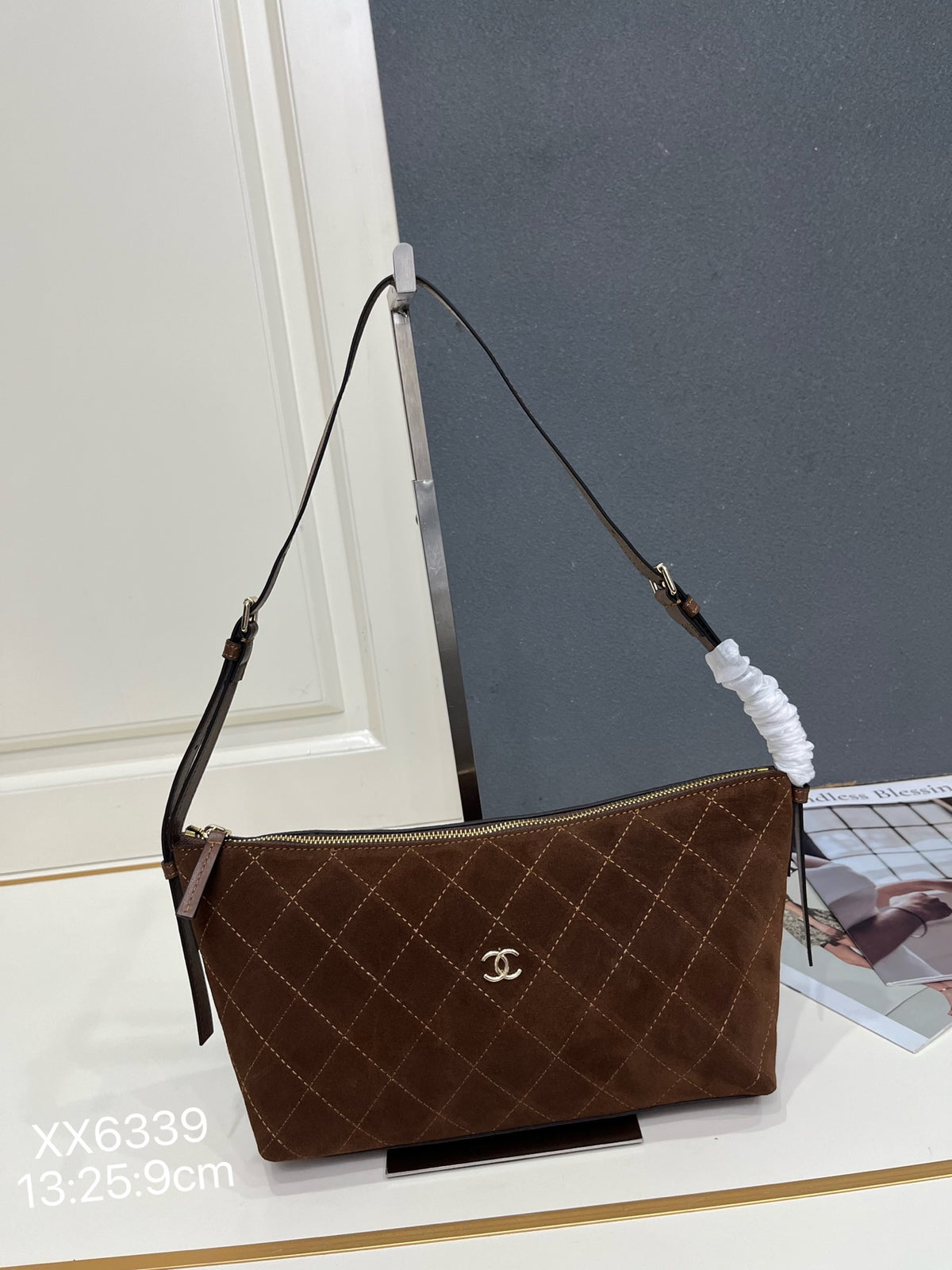 BAG #4704