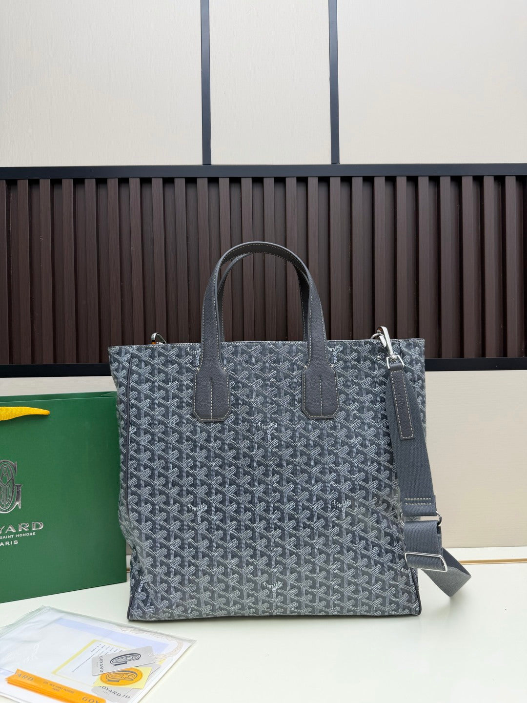 BAG #4911