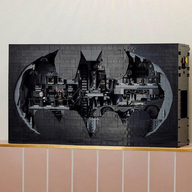 Batcave Shadow Box 76252