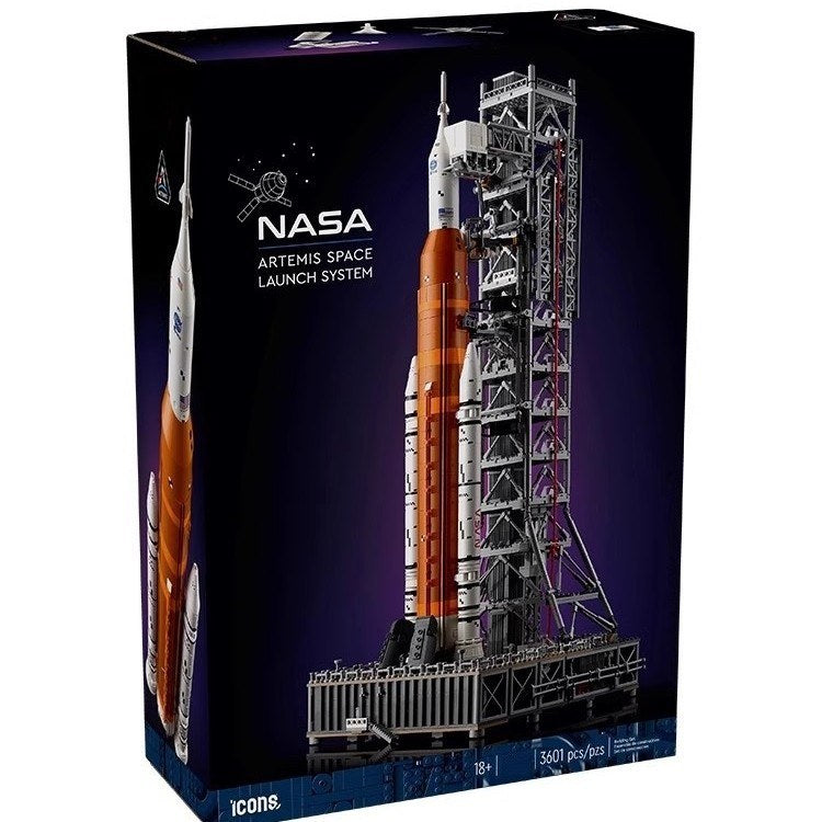 NASA Artemis SLS 10341