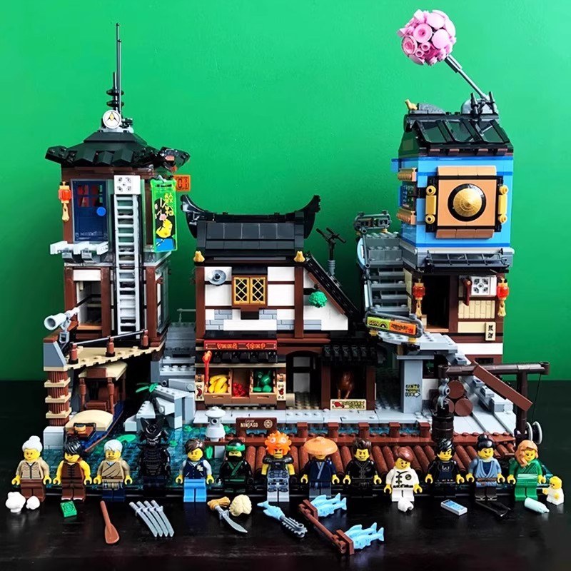 Ninjago City Pier 70657