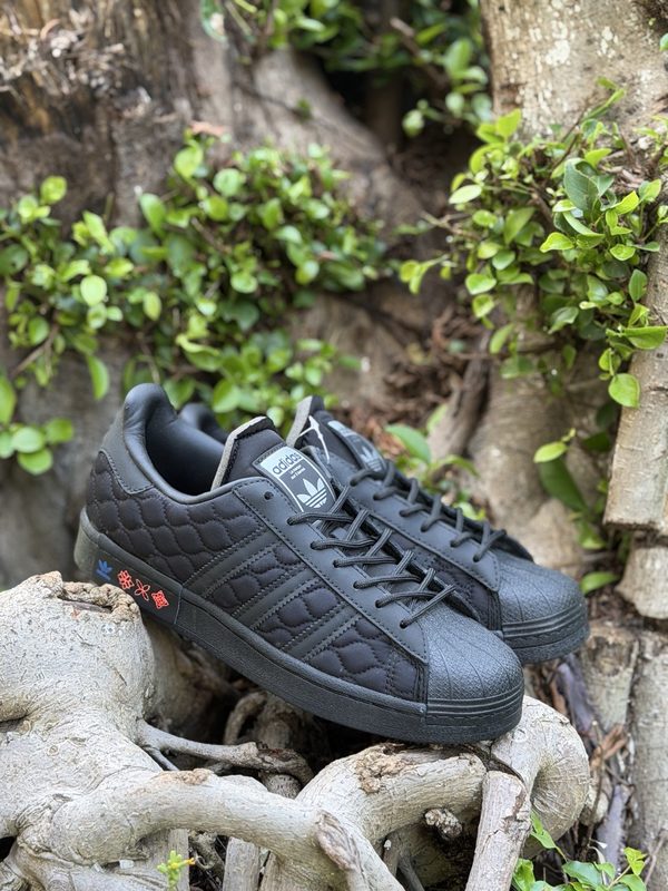 AD Originals Superstar