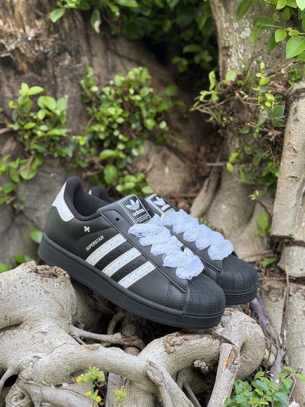 AD Originals Superstar
