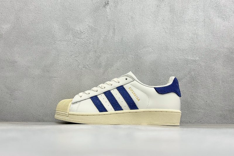 AD Originals Superstar