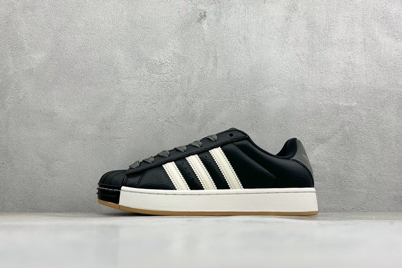 AD Originals Superstar