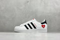 AD Originals Superstar