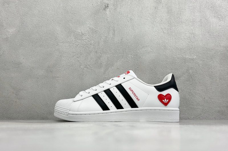 AD Originals Superstar
