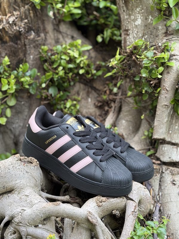 AD Originals Superstar