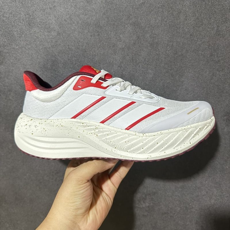 Adidas CUSHIONNOVA
