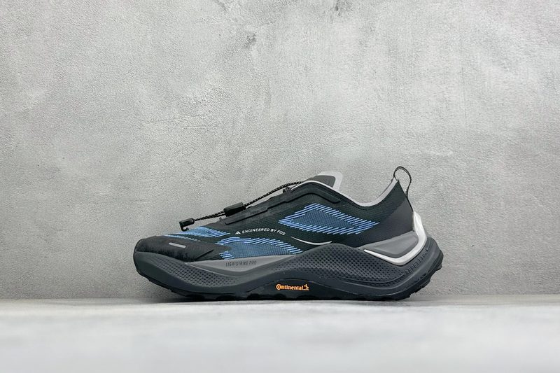 Adidas Holo Peak