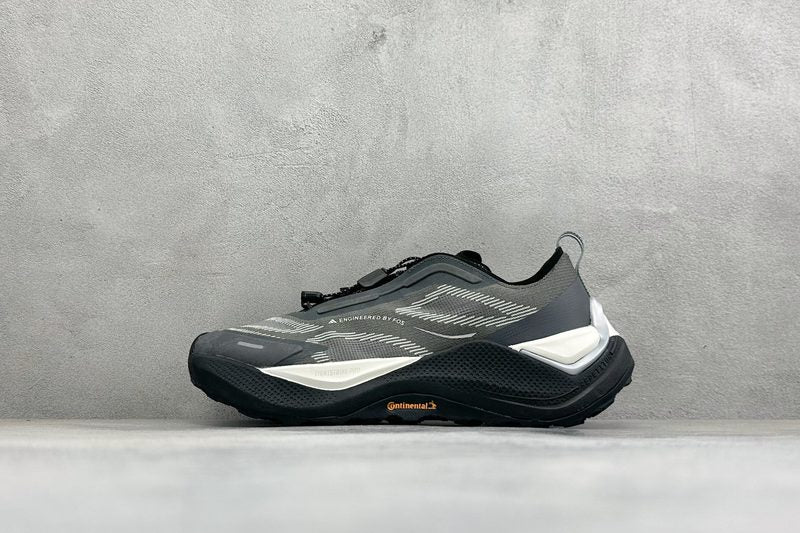 Adidas Holo Peak