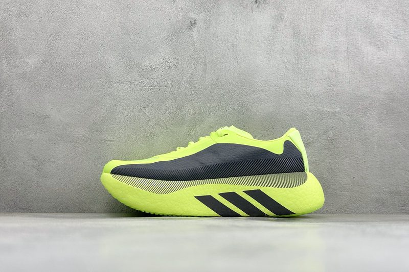 Adidas Hyperboost EDGE Boost