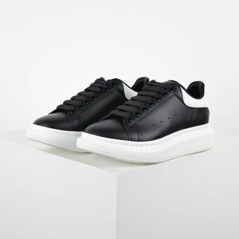 Alexander McQueen “ ”