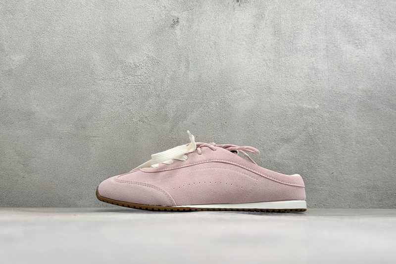 Alo Yoga Launches Mule Sneaker T