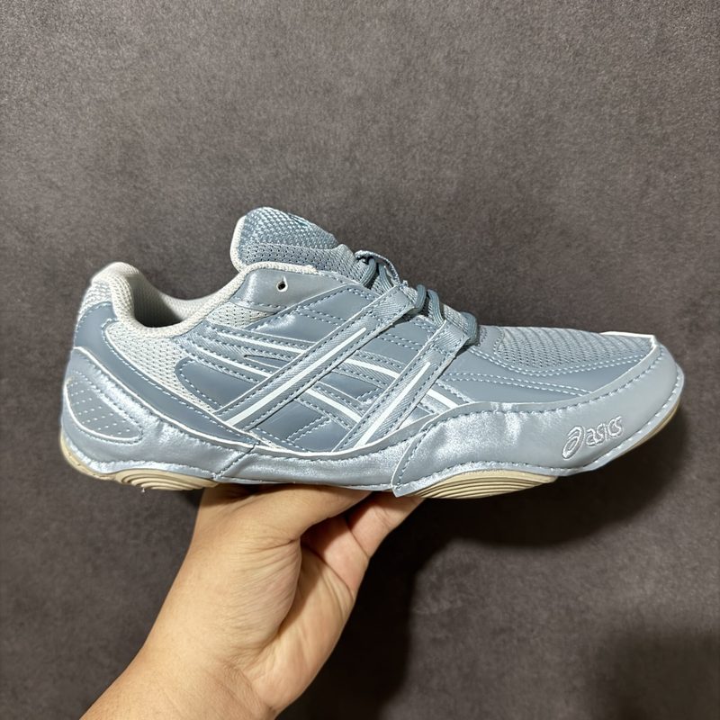 ASICS HYPERSYNC