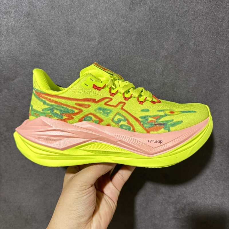 ASICS SUPERBLAST 3
