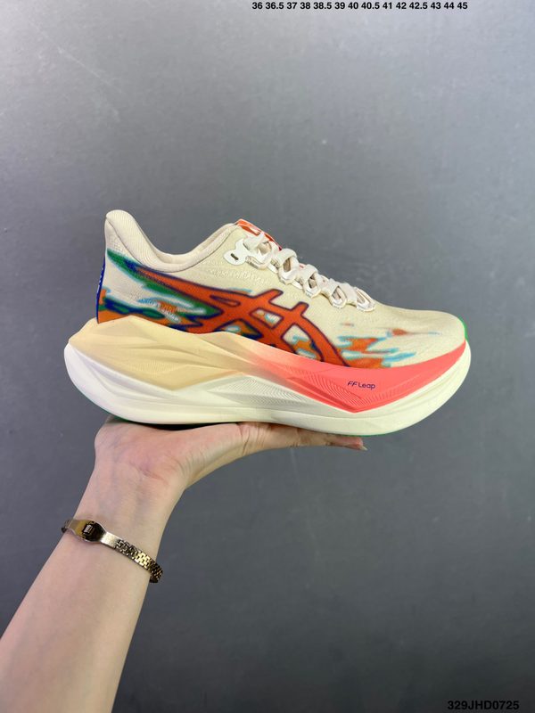 ASICS SUPERBLAST 3