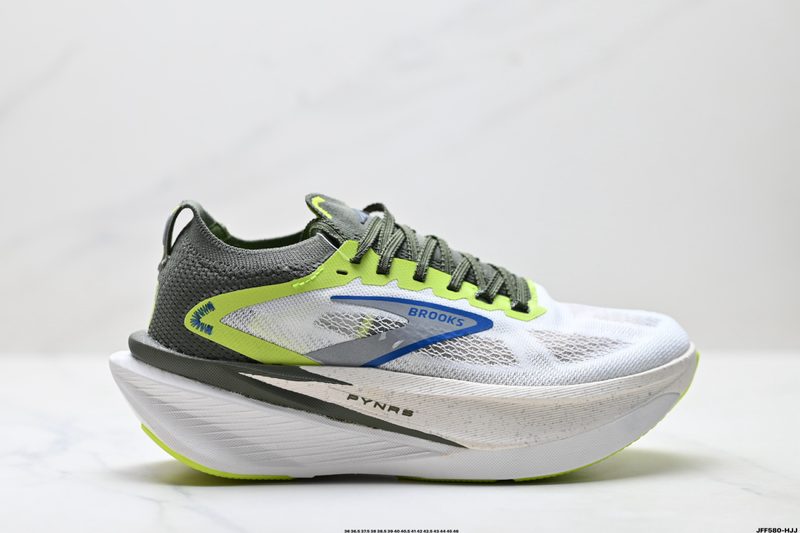 Brooks Hyperion Max 3 3