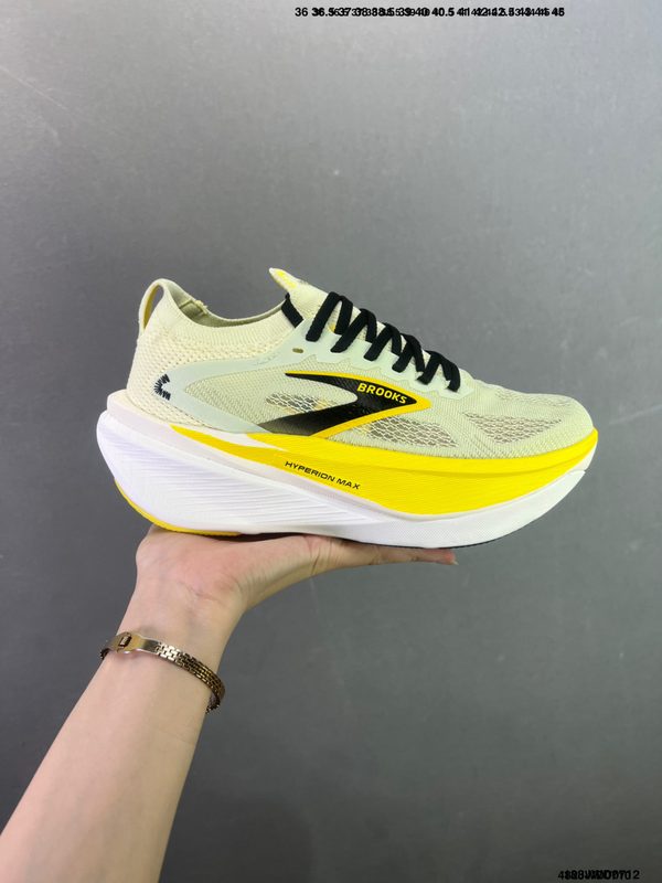 Brooks Hyperion Max 3 3