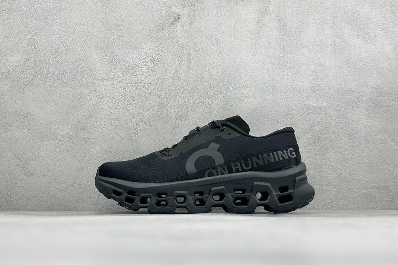 Cloudmonster “ ” Cloud Tec