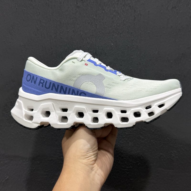 Cloudmonster “ ” Cloud Tec