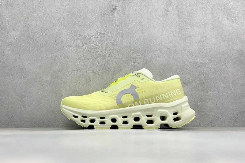 Cloudmonster “ ” Cloud Tec