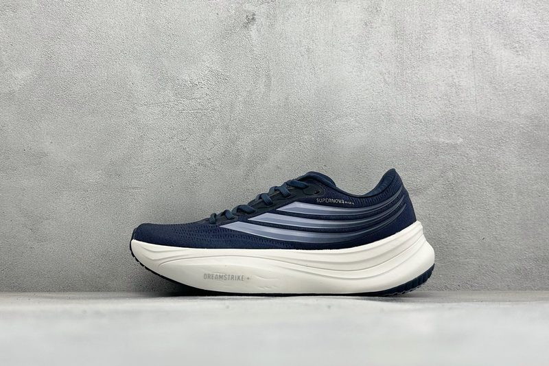 Dreamstrike+ Adiwear • • •