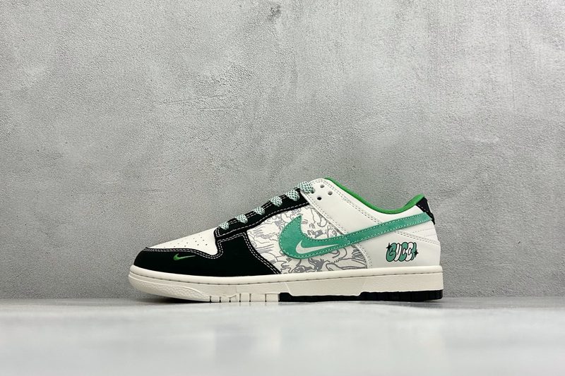 Dunk Low Swoosh