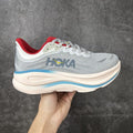HOKA ONE ONE 2009 HOKA