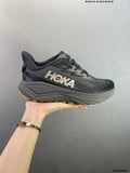 HOKA ONE ONE Challenger 8