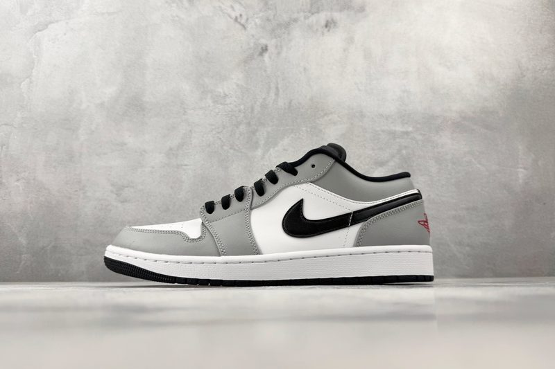 Jordan Air Jordan 1 Light Smoke Grey Dior