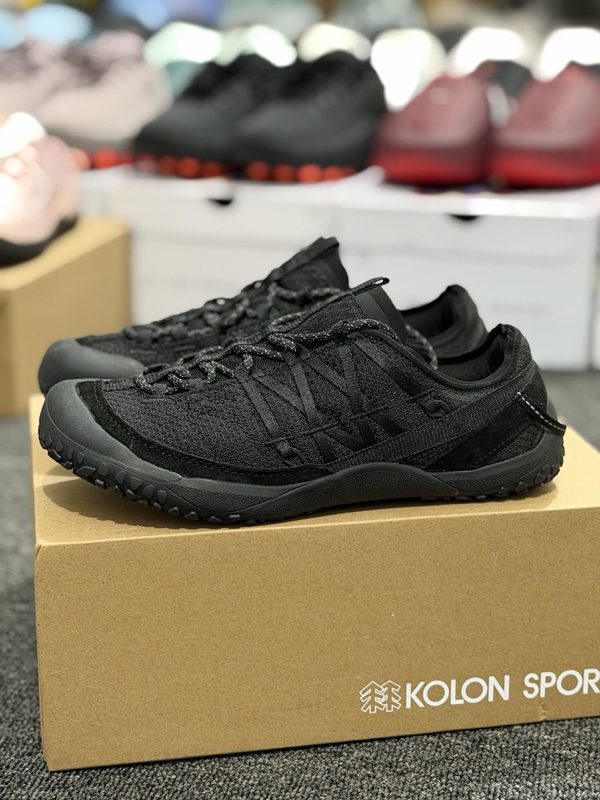 KOLON ROAM VARY