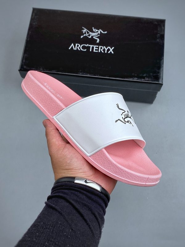 L ARC'TERYX