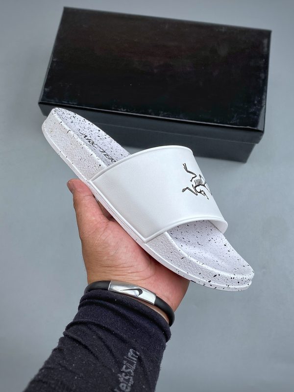 L ARC'TERYX
