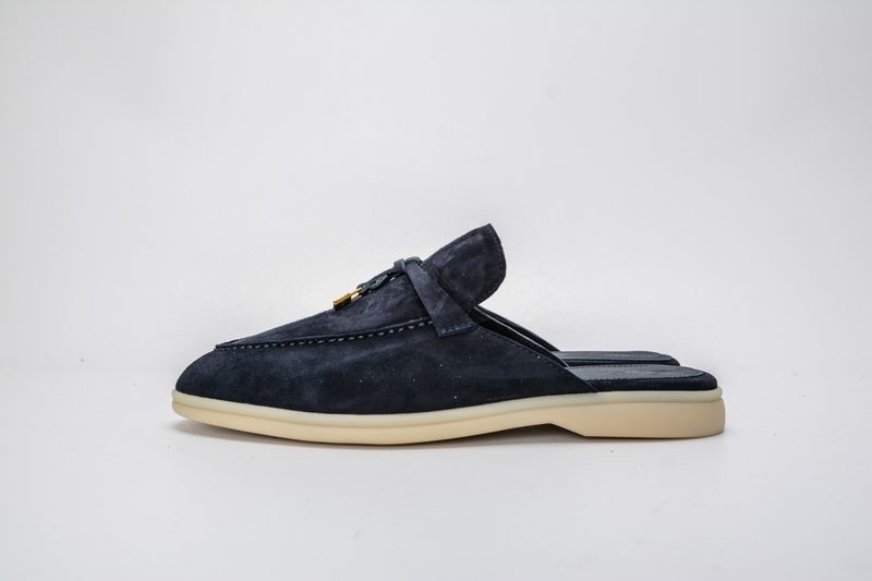 Loro Piana Summer Charms Walk Loro Pi