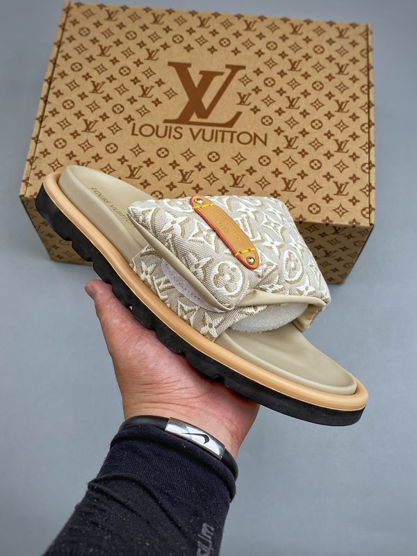 LOUIS VUITTON 2026ss /Takashi Murakami x LOUIS VUITTON
