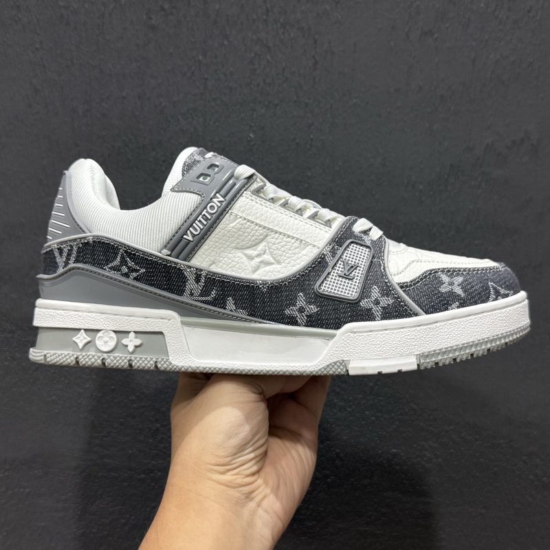 LOUIS VUITTON LV Trainer