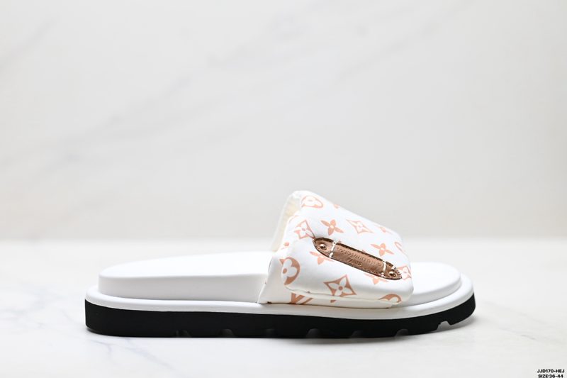 Louis Vuitton Pool Pillow Comfort