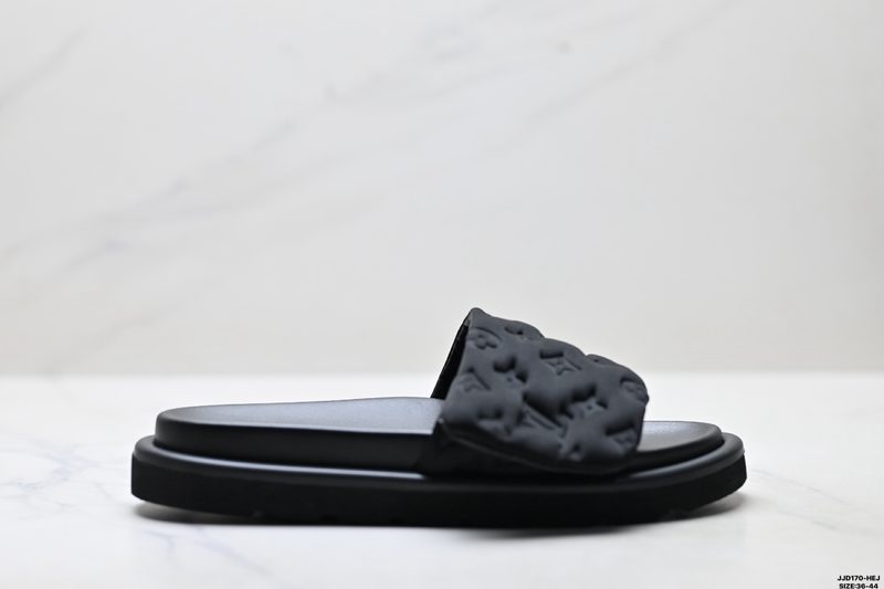 Louis Vuitton Pool Pillow Comfort