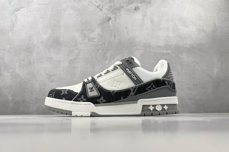 LOUIS VUITTON Trainer