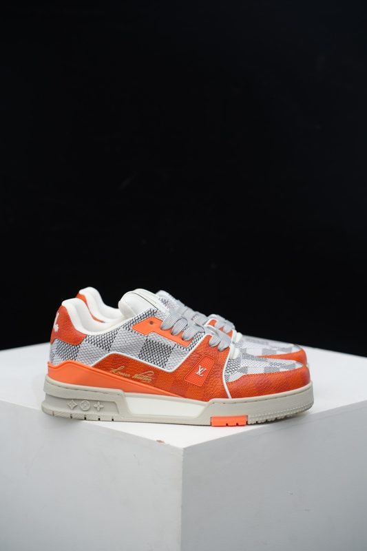 Louis Vuitton Trainer Sneaker Low