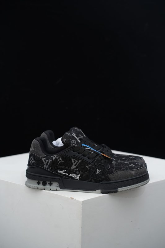 Louis Vuitton Trainer Sneaker Low