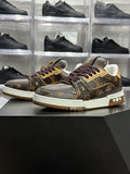 LV Arch Light Trainer