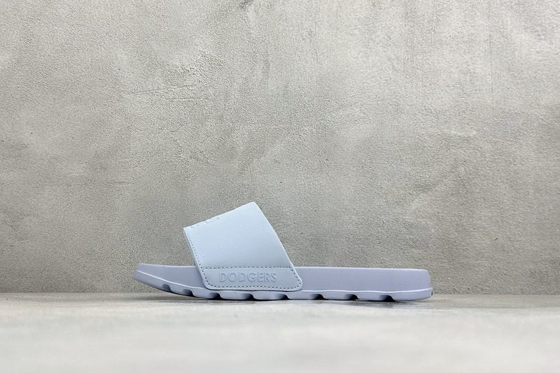 MLB MOUNDER MONOGRAM SLIDE